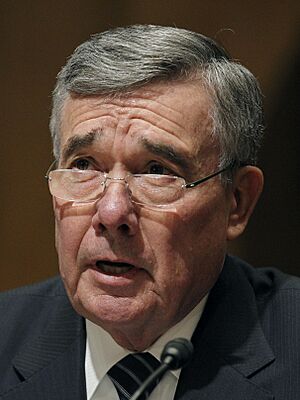 Gil Kerlikowske 2016 (cropped).jpg