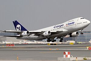 Iran Air Cargo Boeing 747-200 KvW