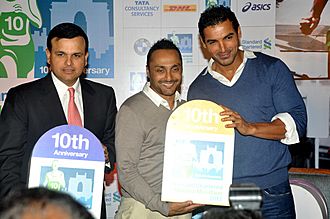 John Abraham, Rahul Bose at the Press conference of Standard Chartered Mumbai Marathon 2013 02