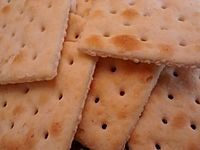 Nabisco Original Premium saltine crackers 1.jpg