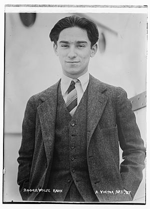 Roger Wolfe Kahn circa 1919.jpg