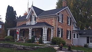 Ballymore Farmhouse-26 Hadley Court-Aurora-Ontario-HPC8914-20201025