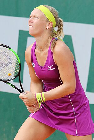 Bertens RG18 (2) (29106555898)