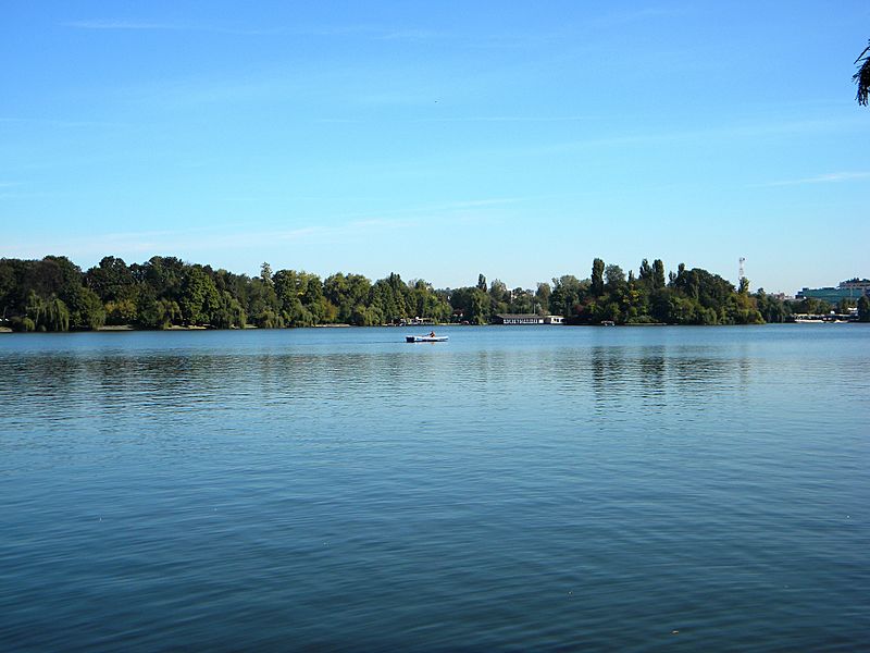 Bucuresti, Romania, Parcul Herastrau (Barca pe lac); B-II-a-A-18802