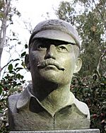 Bust of Syd Gregory.jpg