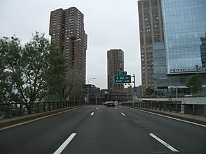 FDR Drive - New York City, New York (6818047361)