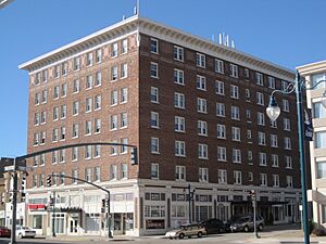 Hotel Iowa (5244895628)