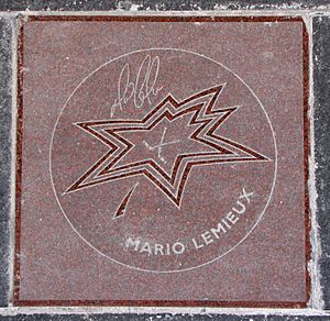 Mario Lemieux star on Walk of Fame adjusted