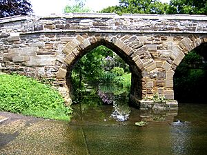 Medieval packhorse bridge, Sutton, Beds - geograph.org.uk - 174994