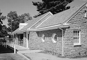 Merritt Parkway, Greenwich (Northbound) Service Station, Abutting South side of Merritt Parkway, Greenwich, (Fairfield County, Connecticut)
