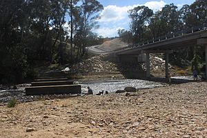 New and piers of old bridge at Oallen Ford, Shoalhaven River