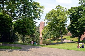 Nijmegen Stadscentrum Kronenburger park zomer