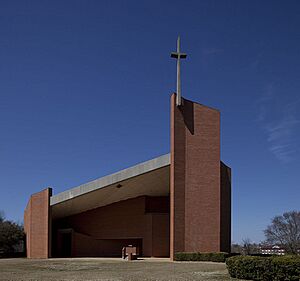 Rudolph Tuskegee Chapel exterior