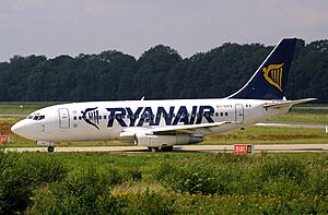 Ryanair 737-2T5 EI-CKS