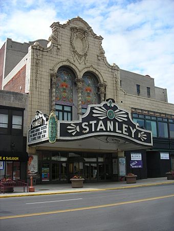 Stanley Theater Utica NY Jun 07.jpg