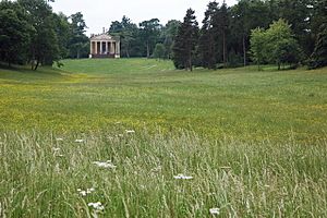 The Temple of Concord and Victory, Stowe - geograph.org.uk - 836606