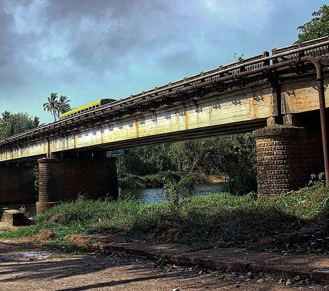 Thondra Kadavu Bridge, Kuttoor