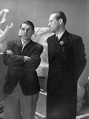 Viljo Revell and Aarne Ervi June 1943.jpg