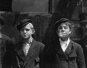 11-00 A.M. Newsies at Skeeter's Branch. They were all smoking. St. Louis, MO. - NARA - 523293 (cropped)