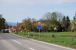 The village entry of Courgevaux