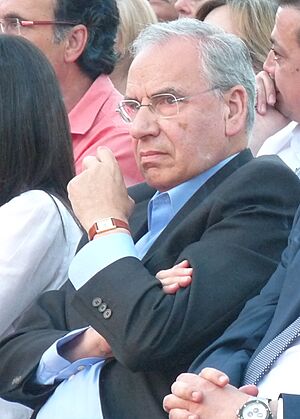 Alfonso Guerra en un acto público del PSOE en Badajoz