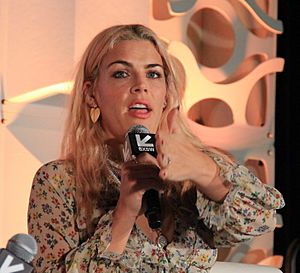Busy Philipps (47282558822) (cropped).jpg