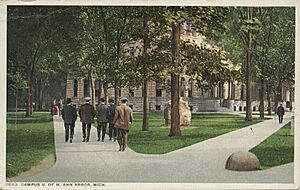 Campus University of Michigan (NBY 2827)