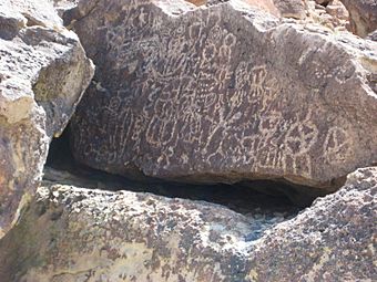 Chalfant petroglyphs.jpg