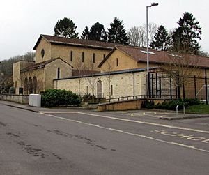 Church of our Lady and St Alphege, Oldfield Park, Bath.jpg