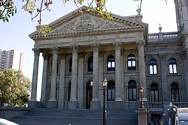 Fitzroy Town Hall Building - Library, Fitzroy, Victoria Australia (4541080873).jpg