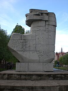 Gdańsk - Pomnik poległych za Polskość Gdańska 03