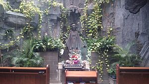 Gua Maria Gereja Santa
