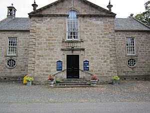 Kirkoswald Parish Church (geograph 2545811).jpg