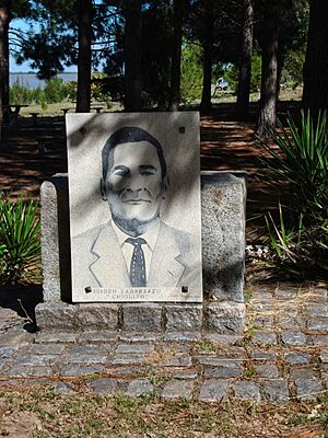 Monument to Isidro Zagarzazú