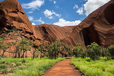 Mutitjulu Waterhole.jpg