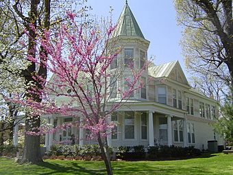 Nebraska House 2005.jpg