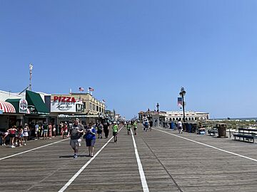 Ocean City NJ boardwalk looking north at 9th Street