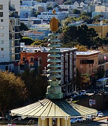 Peace Pagoda finial (30628404542) (cropped)