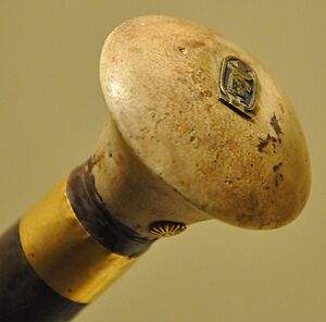 Pommel of the dagger bearing the name of king Ahmose