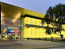 Queensland Gallery of Modern Art at dusk, Brisbane, 2019.jpg