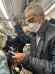 Rahm Emanuel on Tokyo Metro Ginza Line 2023-01-04