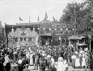 St Giles’ Fair, Oxford, 1905