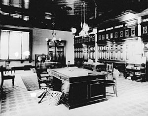 StateLibQld 1 160274 Internal view of a room in the Queensland National Bank, Brisbane, ca. 1889
