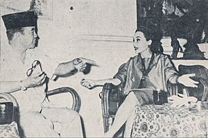 Sukarno and Cindy Adams, Bung Karno Penjambung Lidah Rakjat, Rear Cover