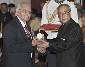 The President, Shri Pranab Mukherjee presenting the Padma Shri Award to Dr. Hargovind Laxmishanker Trivedi, at a Civil Investiture Ceremony, at Rashtrapati Bhavan, in New Delhi on April 08, 2015