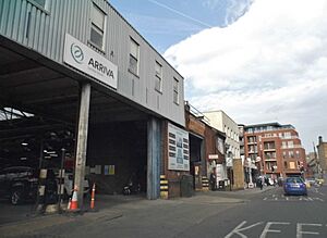 Tottenham bus garage - geograph.org.uk - 5779997