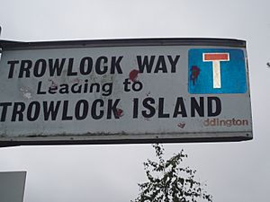 Trowlock Island i