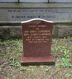 Ullapool Mill Street Old Burial Ground - Cameron Gravesite - image 06