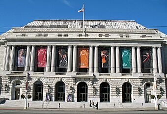 War Memorial Opera House (San Francisco).JPG