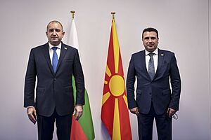 Средба на премиерот Заев и владината делегација со претседателот на Бугарија, Румен Радев -14.06.2021- (51247113786)